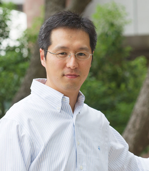 Professor Takazumi Tanabe Ph.